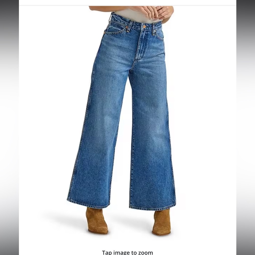 Wrangler Women's Wide Leg Jeans in Medium Blue Denim